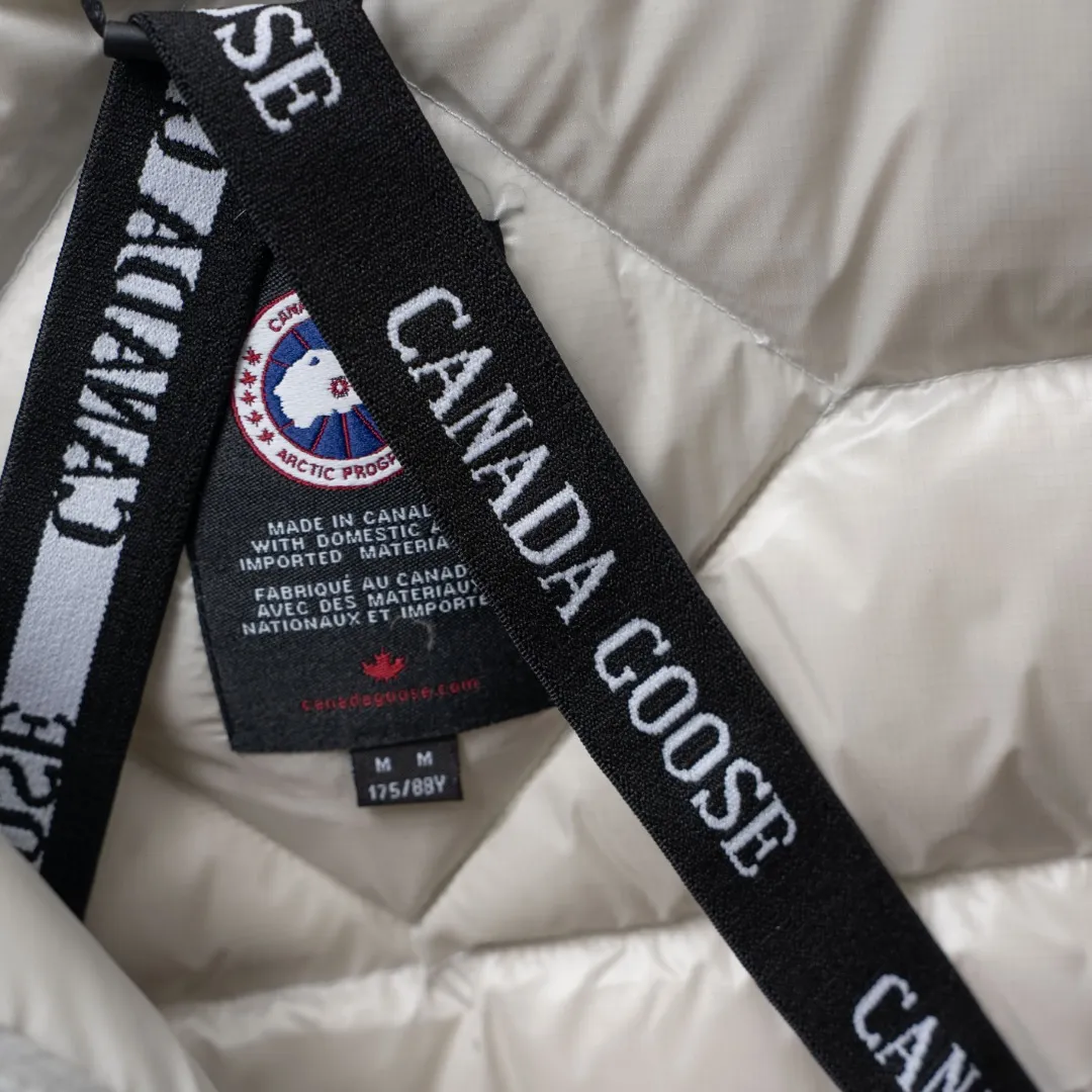 CANADA GOOSE 2227 ： Size：XS-XXL